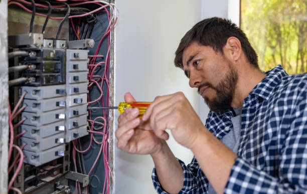 Best Emergency Electrical Repair  in El Paso, TX